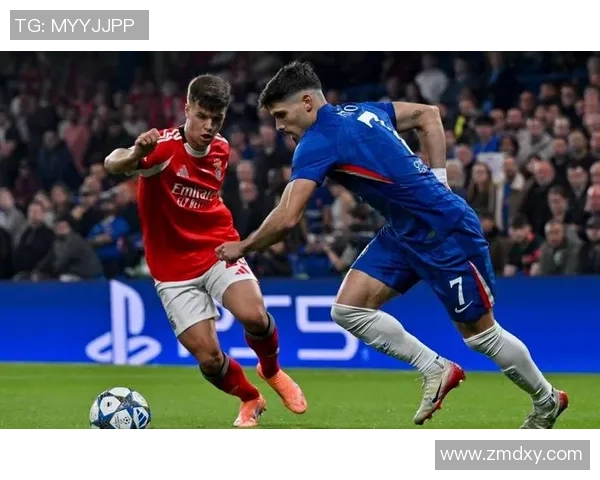 切尔西与多特蒙德友谊赛战平乌龙球引发全场热议与战术分析