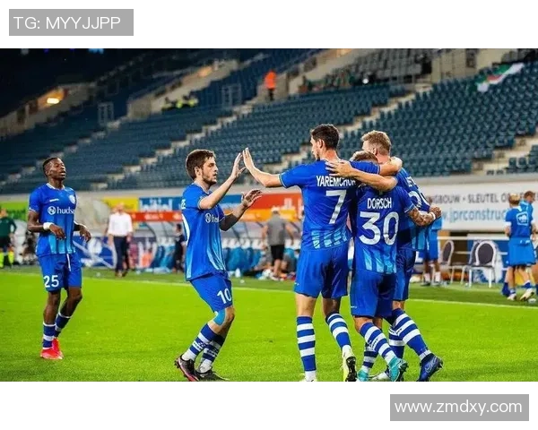 意甲激战：本菲卡与多特蒙德战成平局全场沸腾瞬间回顾