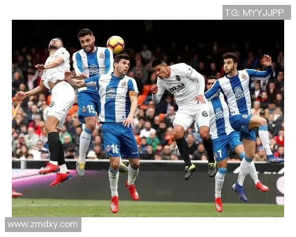 意甲赛场波尔图狂胜多特蒙德五球大捷引发全场震动点评分析